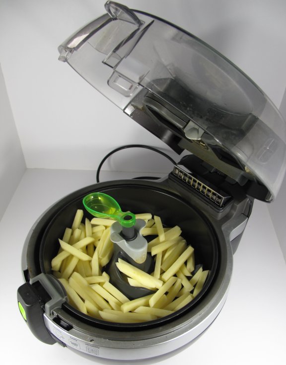 Actifry with Raw Chips